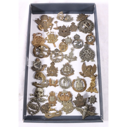 371 - Military cap and collar badges including 17th/21st Lancers Death or Glory badge, Royal Tank Regiment... 