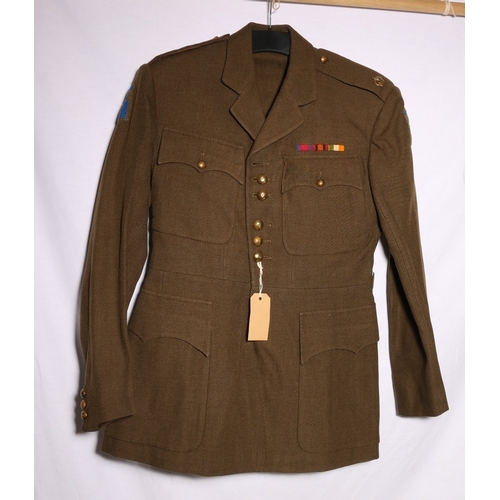 446 - British Army dress uniform khaki green jacket with Gaunt of London brass buttons, T11 cloth shoulder... 