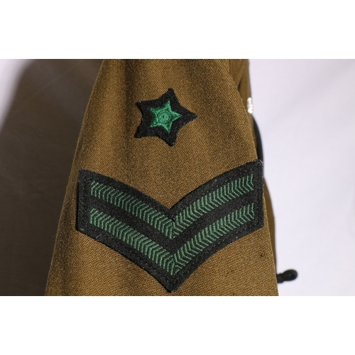 451 - Irish Army dress uniform khaki green jacket with J Compton Sons and Webb Ltd label with Royal Innisk... 