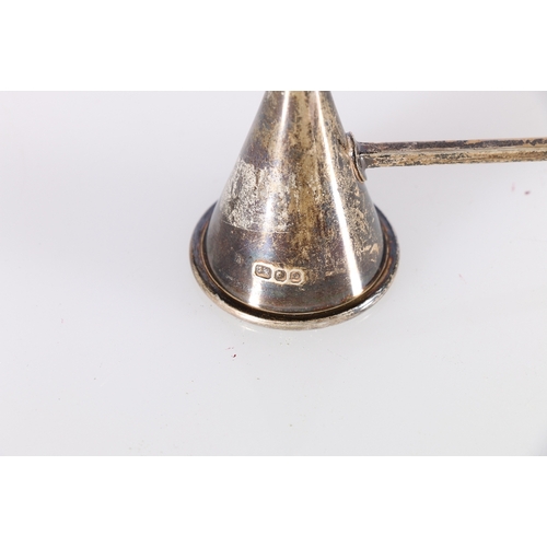 31 - Contemporary silver candle snuffer by Edward Barnard and Sons, London 1978, 18cm long, 31g