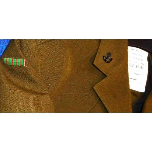 223 - British Army dress uniform khaki green jacket having Rifles shoulder title, buttons, collar badges a... 