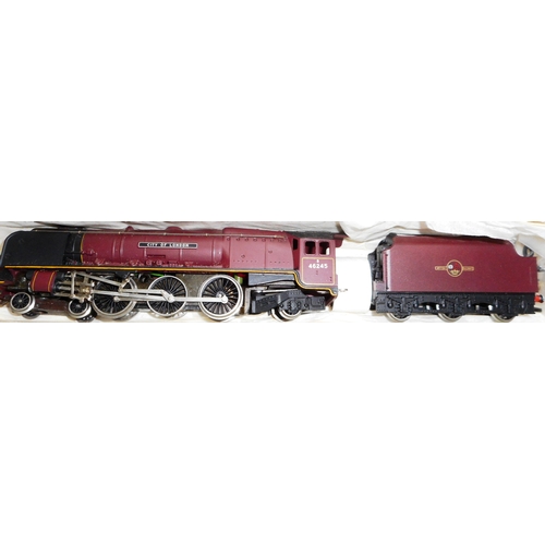 380 - Wrenn Railways. W2226 4-6-2 loco and tender. 46245 'City of London'. maroon, B.R. Very Good conditio... 