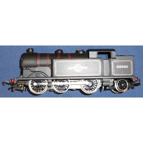 384 - Wrenn Railways. W2216 0-6-2T loco. 69550, black, B.R. Good condition, boxed.