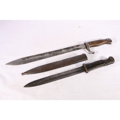 370 - German S98/05 pattern bayonet with ricasso marked for Rich A Hender Solingen and Mundlos and Co Magd... 