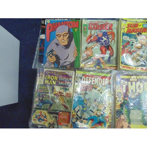 114 - Vintage comics including Victor, The Flash, Fantaastic Four, Spiderman, Hotspur, Phantom, Hulk, Iron... 