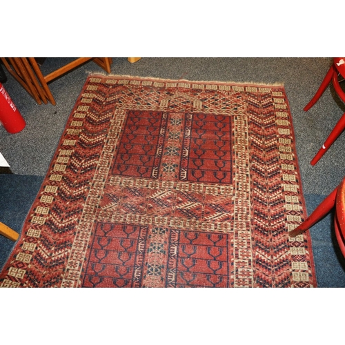 461 - A prayer rug four fields, simple Mithra all one geometric design, 174 x 123cm