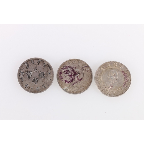 283 - CHINA Empire Ch'ing Dynasty Manchu 1644-1911 silver dollar (ND 1911) Y#31 and two REPUBLIC OF CHINA ... 