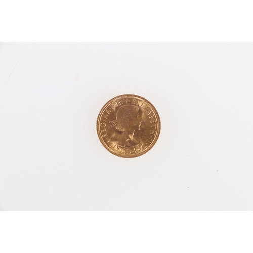 335 - UNITED KINGDOM Elizabeth II gold sovereign 1963 S4125 AUNC