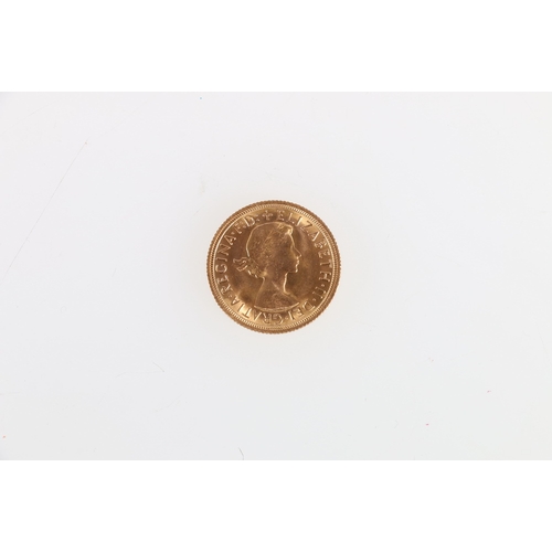 340 - UNITED KINGDOM Elizabeth II gold sovereign 1968 S4125 AUNC