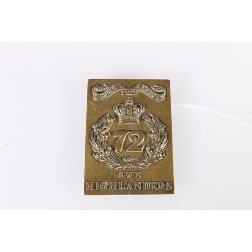 398 - Scottish brass shoulder belt plate of the 72nd Regiment of Foot (Seaforth Highlanders, Ross-shire Bu... 