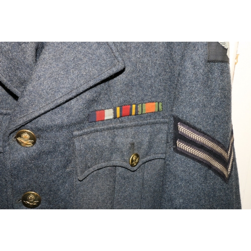 493 - British Royal Air Force dress uniform jacket having H Thomas and Co Ltd interior label dated July 19... 