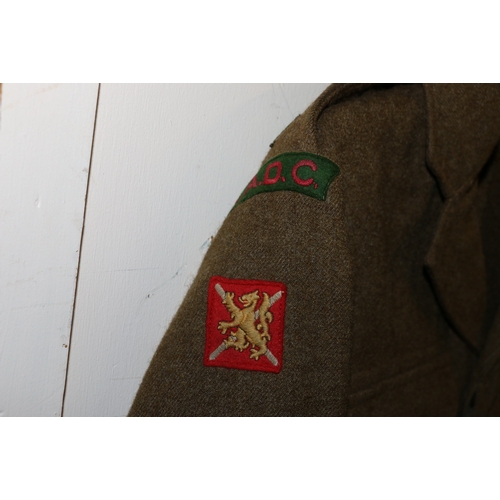 512 - British Army khaki green dress uniform jacket having B Bloom Ltd label 