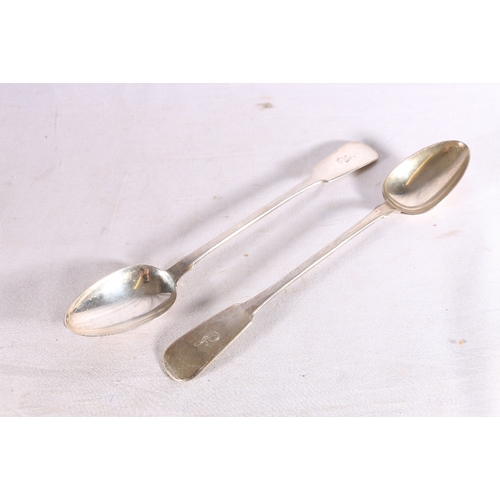 57 - Pair of William IV Scottish silver serving spoons of fiddle pattern by Robert Gray & Son, Glasgo... 