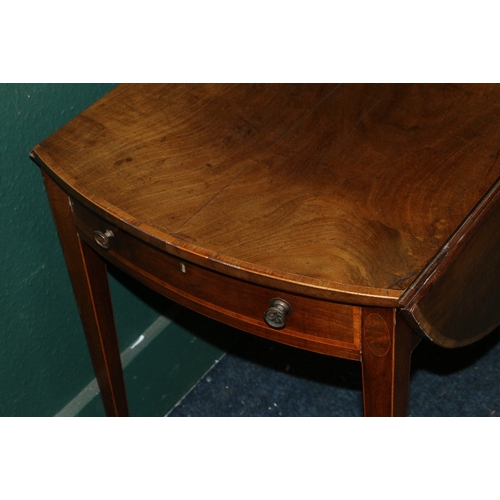 544 - 19th century mahogany and crossbanded Pembroke style table raised on square tapering supports, 84cm ... 