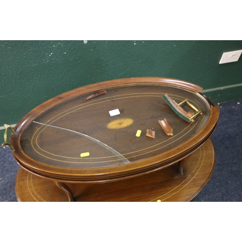 557 - Late 19th century Sheraton revival mahogany and inlaid etegere having lift off tray top raised on sl... 