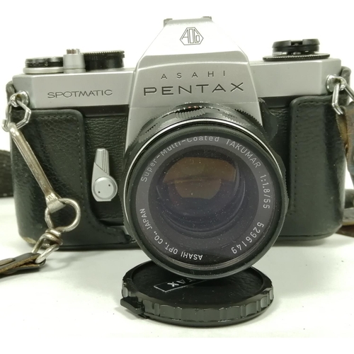 105 - Asahi Pentax Spotmatic SP II camera with SMC Takumar F1.8 55mm & SMC Takumar F3.5 135mm lenses