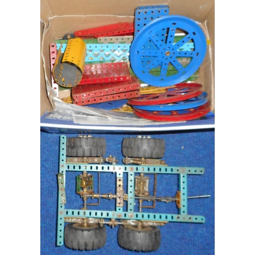 155 - Meccano. 6 boxes of mixed pieces.