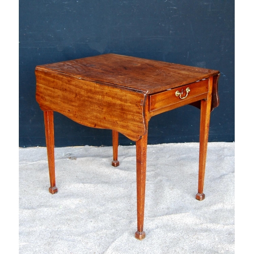 314 - Georgian mahogany breakfront table, the rectangular top with serpentine flaps over frieze drawer, ra... 