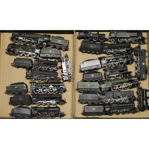 61 - 18 Lima, Hornby Dublo, Airfix, Mainline and other OO gauge model railways locomotives including 4-6-... 