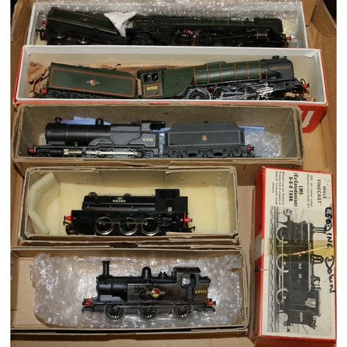 63 - 5 OO gauge model railway locomotives including 4-6-2 Tudor Minstrel tender locomotive 60528 BR green... 