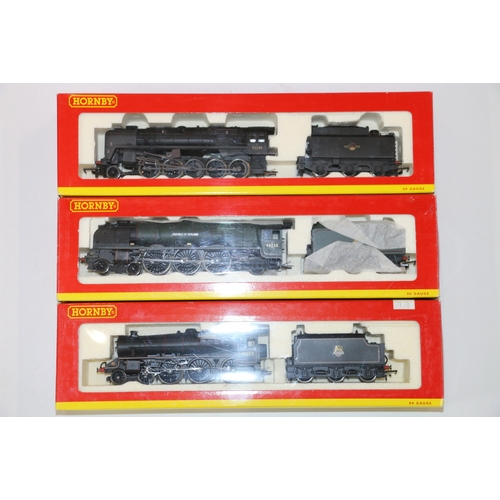 74 - Three Hornby OO gauge model railway locomotives including R2231 4-6-2 Duchess of Rutland tender loco... 