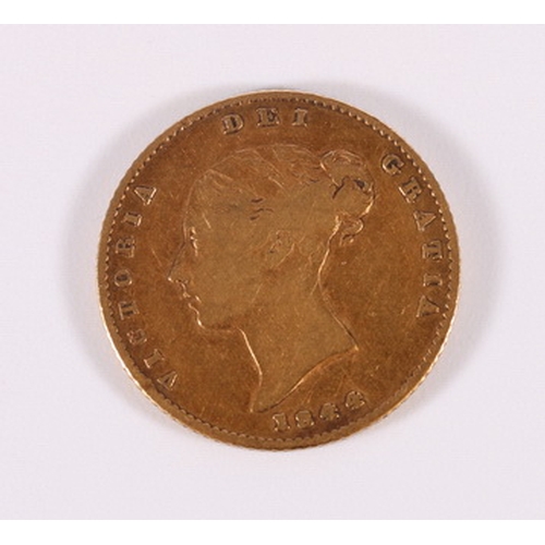 423 - UNITED KINGDOM Victoria (1837-1901) young head gold half sovereign 1844 shield back, S3859