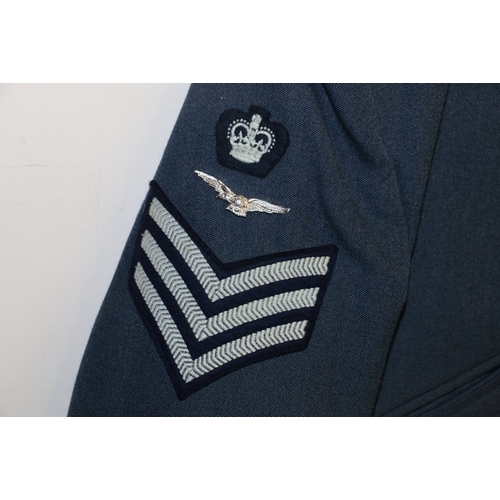 553 - British Royal Air Force dress uniform jacket having James Smith & Co (Derby) Ltd label 