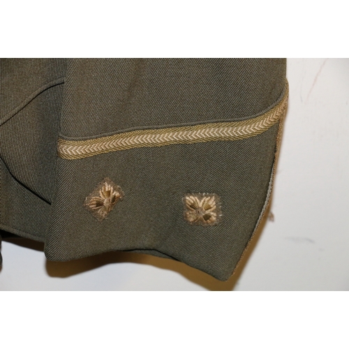 560 - British Army dress uniform jacket having Highand Light Infantry brass buttons by Pitt & Co, HLI ... 