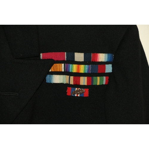 575 - British Royal Navy dress uniform jacket having Gieves Ltd label 