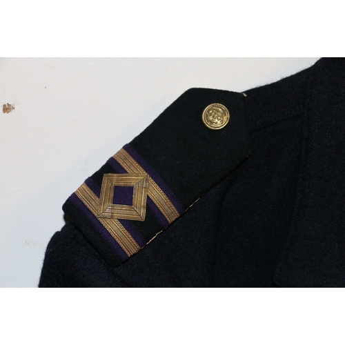 581 - British Royal Navy dress uniform jacket having W Hill & Co label 