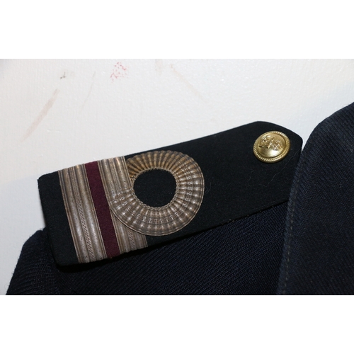 582 - British Royal Navy dress uniform jacket having H Lotery & Co Ltd label dated 1944 size 7, with b... 