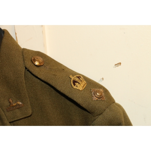 583 - British Army dress uniform jacket having cotton lining with Gordon Highlanders brass buttons by Firm... 