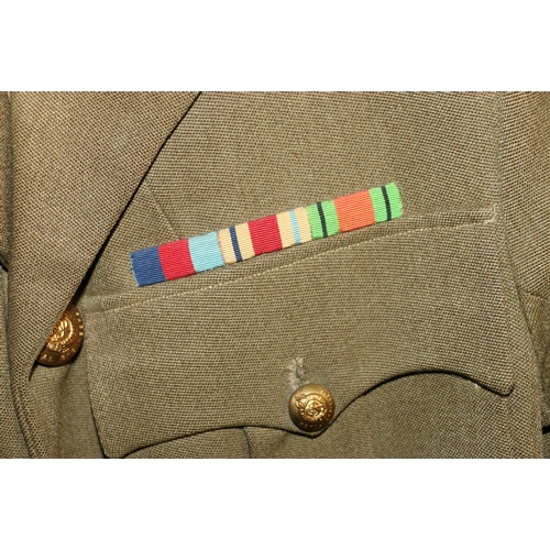 587 - British Army dress uniform jacket with brass Royal Engineers buttons, Ubique grenade collar badges, ... 