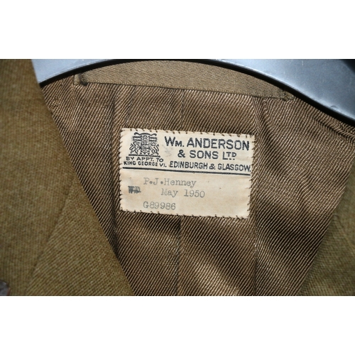 589 - British Army dress uniform jacket having William Anderson and Sons Ltd of Edinburgh and Glasgow labe... 