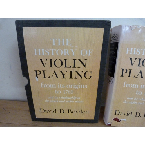 156 - BOYDEN D. D.&nbsp;&nbsp;The History of Violin Playing from its Origins in 1761. Illus. Orig. maroon ... 