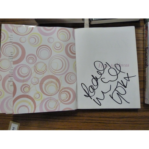 84 - Signed Books.&nbsp;&nbsp;A carton of works mainly in d.w's & signed/or inscribed by their author... 