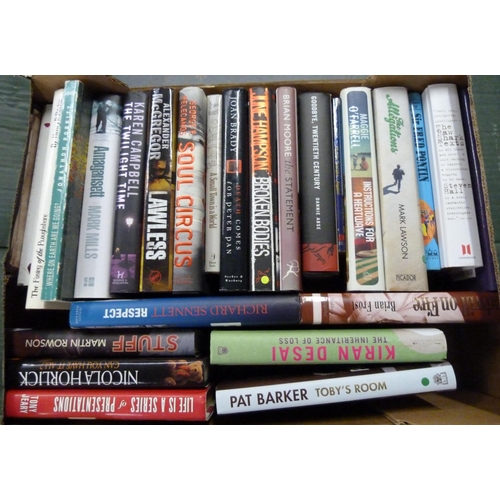 85 - Signed Books.&nbsp;&nbsp;A carton of works mainly in d.w's & signed/or inscribed by their author... 