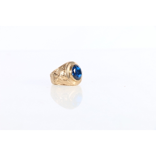 100 - 9ct yellow gold American style graduation ring set with faceted blue stone, ring size Q, 10.1g gross