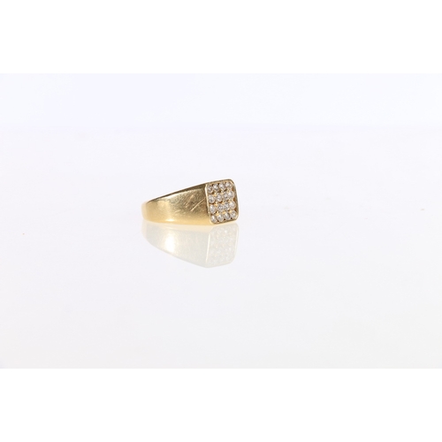 101 - 18ct yellow gold Gent's ring set with a 4x4 matrix of 16 diamonds, ring size T, 8.4g gross