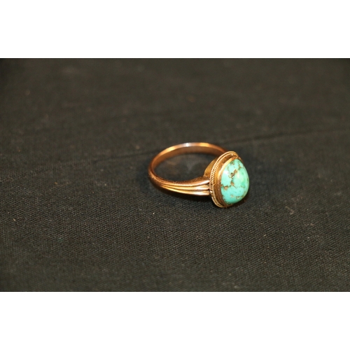 93 - Antique yellow metal ring set with oval cabochon turquoise stone, possibly Georgian, ring size O, 4.... 