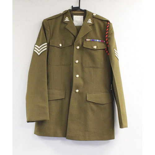 28 - British Army dress uniform jacket having Bernard Uniforms (Holdings) Ltd label, staybrite buttons an... 