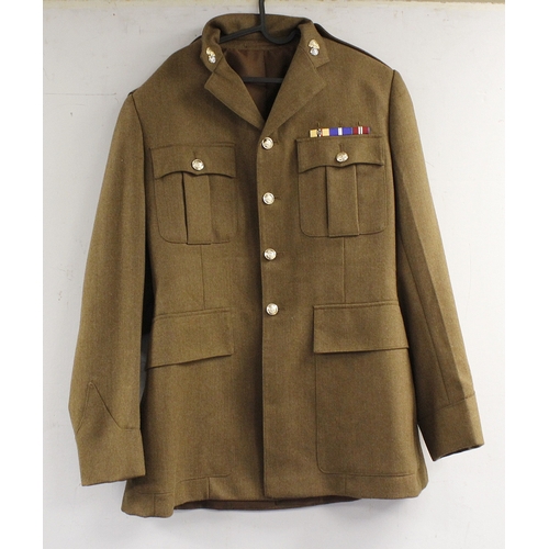 43 - British Army dress uniform jacket having staybrite buttons by Firmin, grenade collar badges, lower s... 