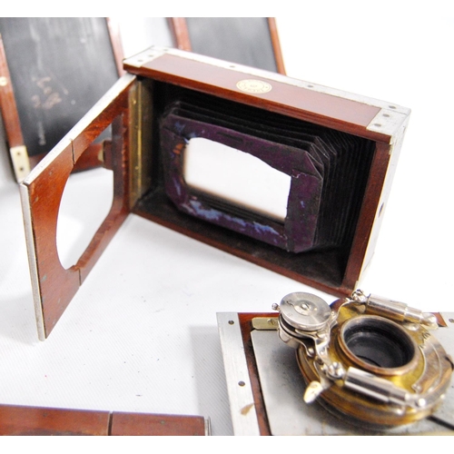 Shew & Co 'The Xit' camera, and leather case.
