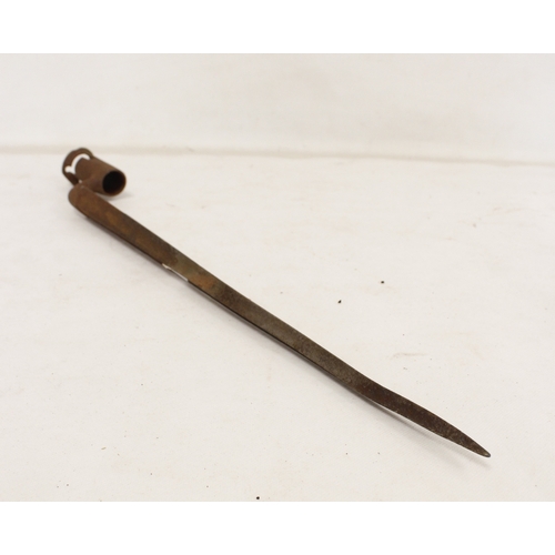 124 - Antique early 19th century British socket bayonet for the Brown Bess musket. Triangular steel blade ... 