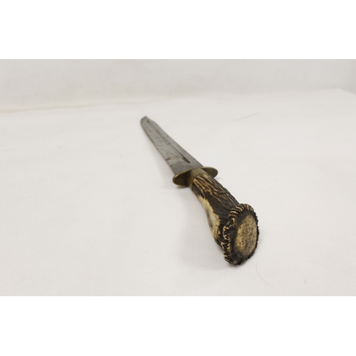 81 - German steel hunting knife with antler handle in brass scabbard. 28cm blade.