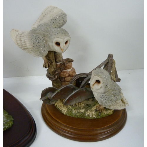 15 - Best of Breed by Naturecraft also Country Artist Pair of Owls with Plough (2)