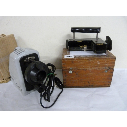 248 - Marine Distance Meter and Episcope projector