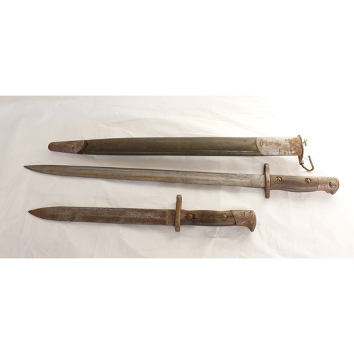 89 - WWI British M1907 bayonet Manufactured by Sanderson Bros in US M1917, scabbard and another (2)