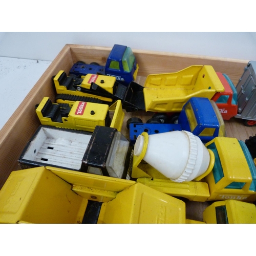 77 - Collection of various Tonka toys to include diggers and lorries