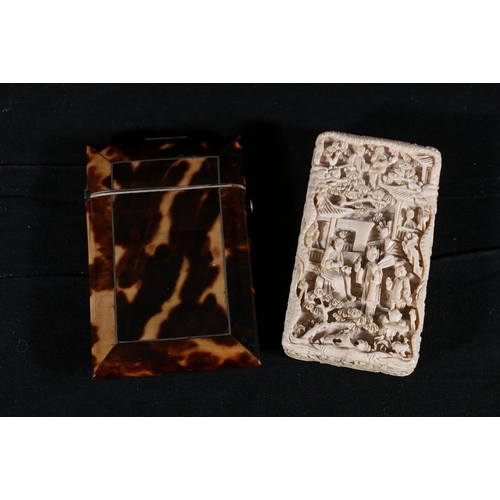 401 - 19th century Chinese export ivory visiting card case, the outside carved with figures in a pavilion ... 